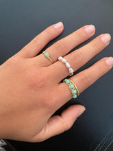 Load image into Gallery viewer, MINT CRYSTAL. ring set
