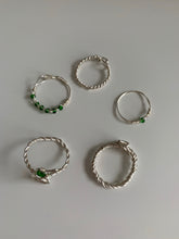 Load image into Gallery viewer, SNAKE GREEN CRYSTAL. ring set
