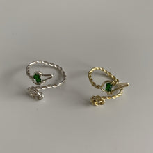 Load image into Gallery viewer, SNAKE GREEN CRYSTAL. ring set
