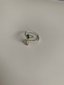 SNAKE GREEN CRYSTAL. ring set